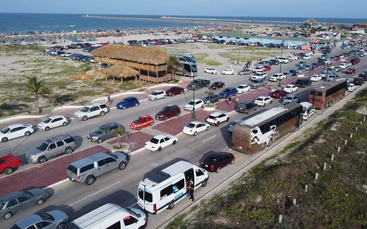 Analizan endurecer las multas para quienes manejen en condiciones inapropiadas sobre el Bulevar Costero en playa Miramar José Luis Tapia